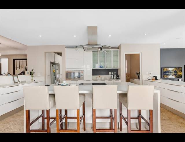 4 BEDROOM HOUSE FOR SALE IN SANDOWN